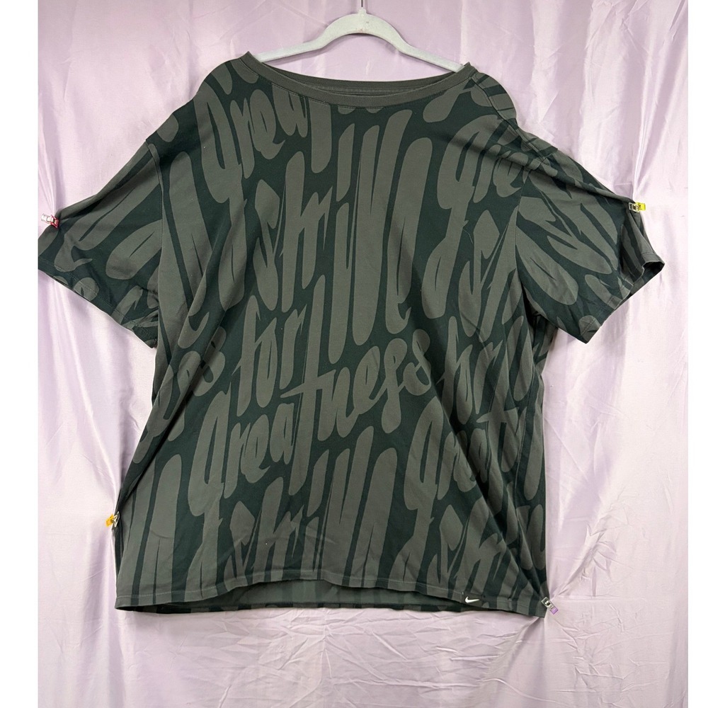 Nike LeBron James Strive For Greatness Dri-FIT Graphic T-Shirt Mens 3XL Grey